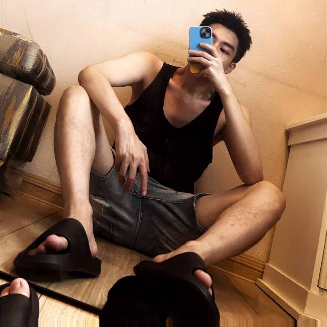 超爱的高质量男生头像 | 帅哥照片真人自拍 超爱的高质量男生头像 | 帅哥照片真人自拍