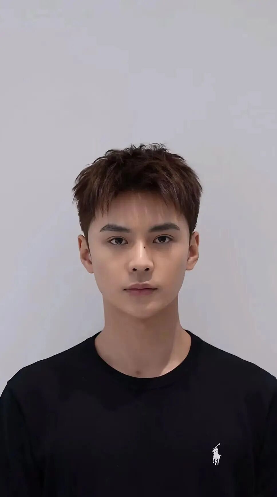 男生理发别只会“稍微剪短”，试试这 3 款造型，谁剪谁帅气！