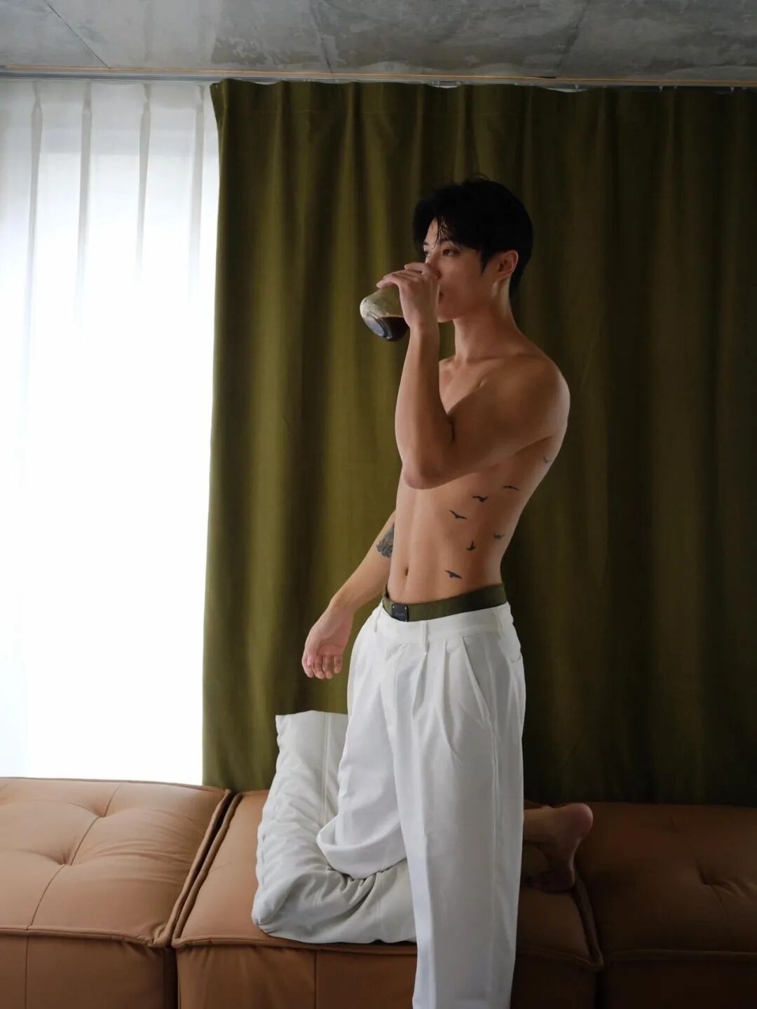 帅哥博士在日本找工作，找了一个月变成这样……