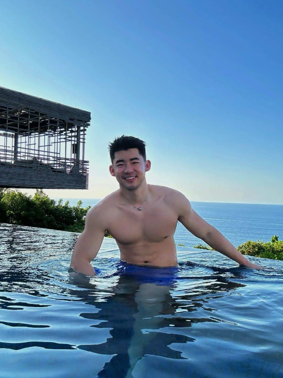 网红桥诘圣私照流出!网友猜测是他本人传的?引得桥诘圣出来辟谣…真相到底怎样了? 网红桥诘圣私照流出!网友猜测是他本人传的?引得桥诘圣出来辟谣…真相到底怎样了?