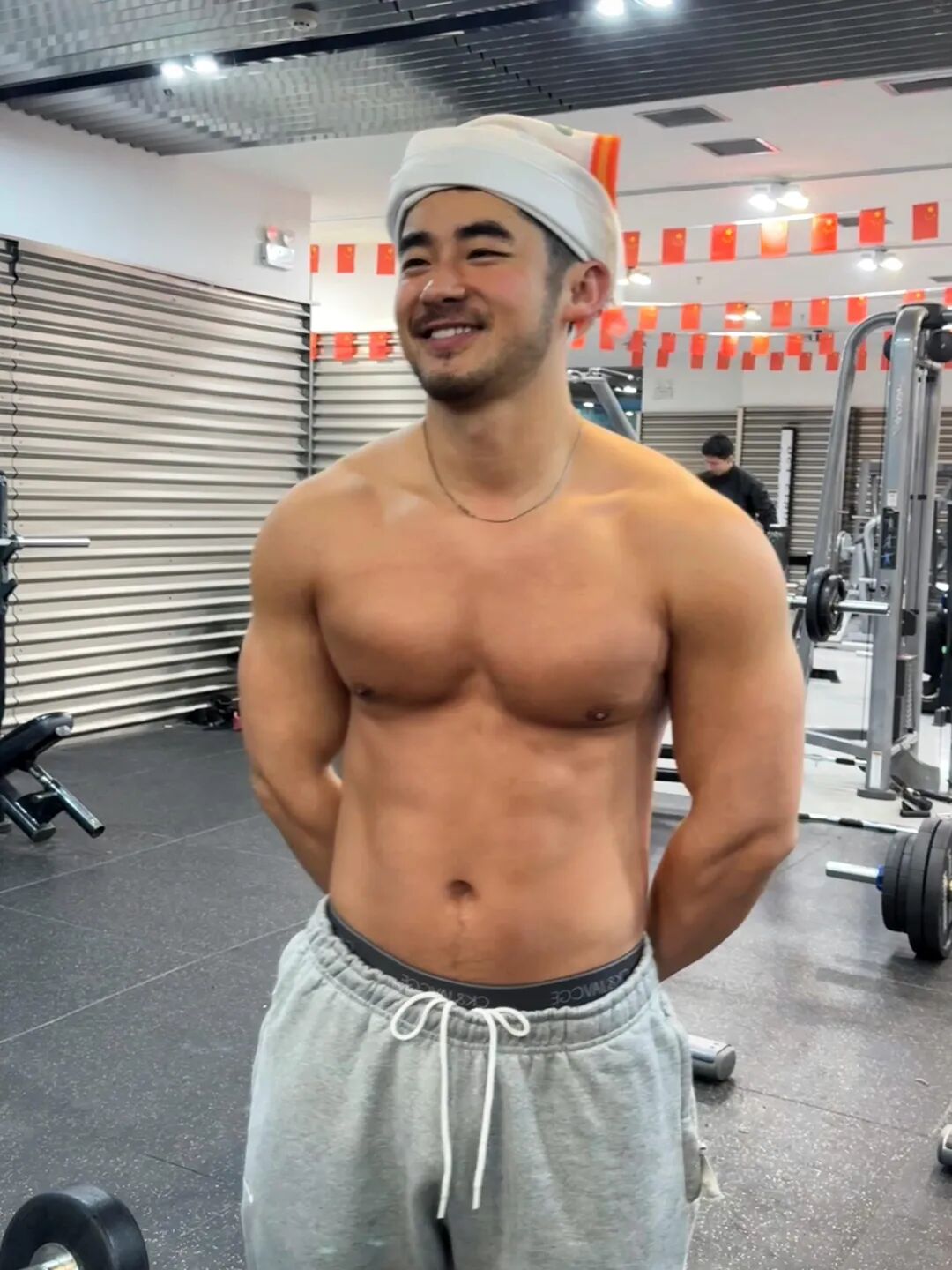 G 圈网红桥诘聖，他又咋了！怎么又到处刷屏？？？