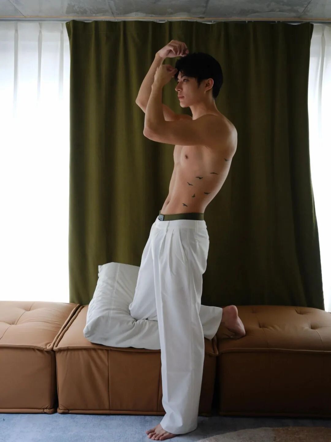 帅哥博士在日本找工作，找了一个月变成这样……