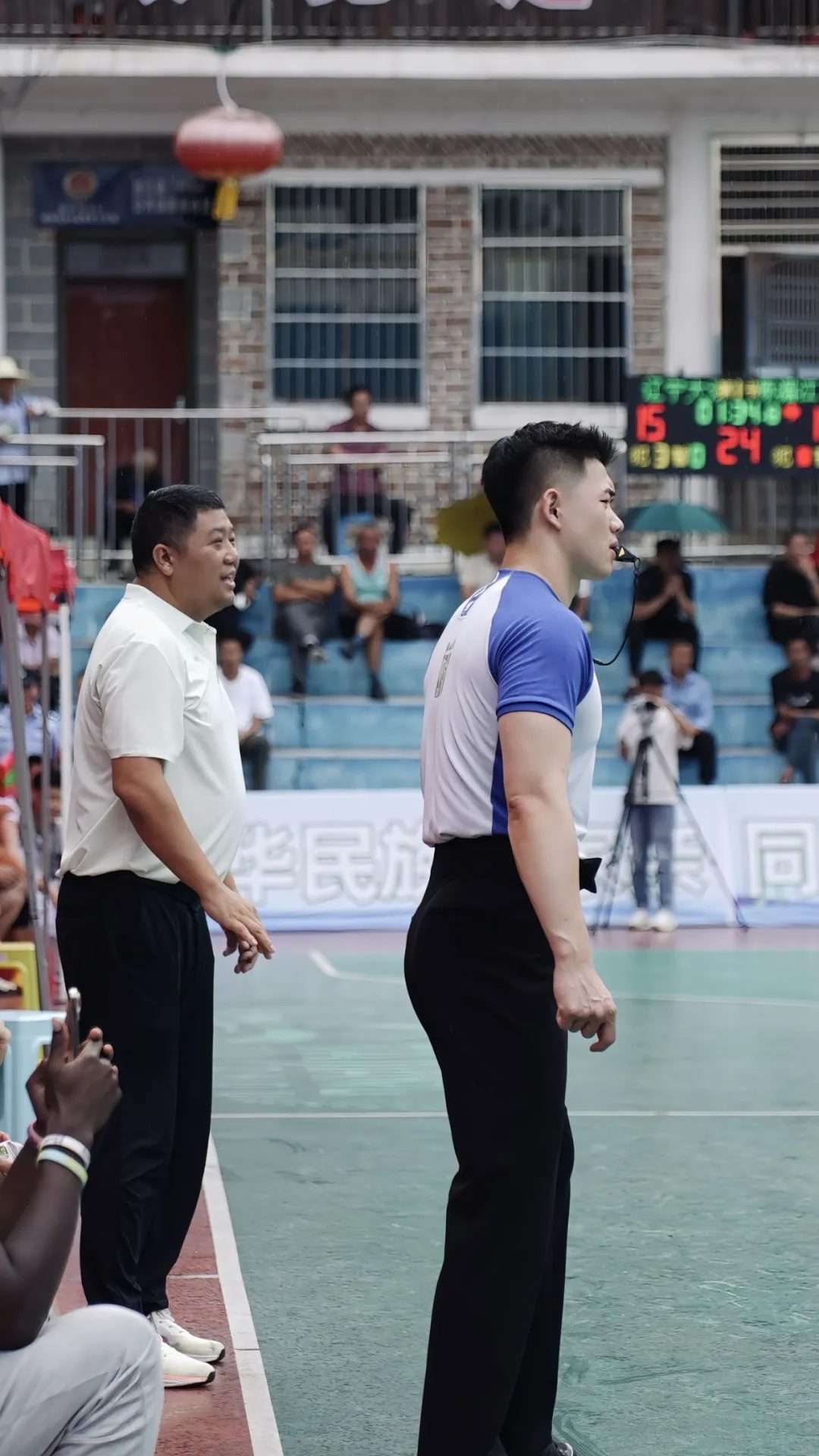 192cm 哈尔滨帅裁判员肌肉照被扒出，看了吗？！