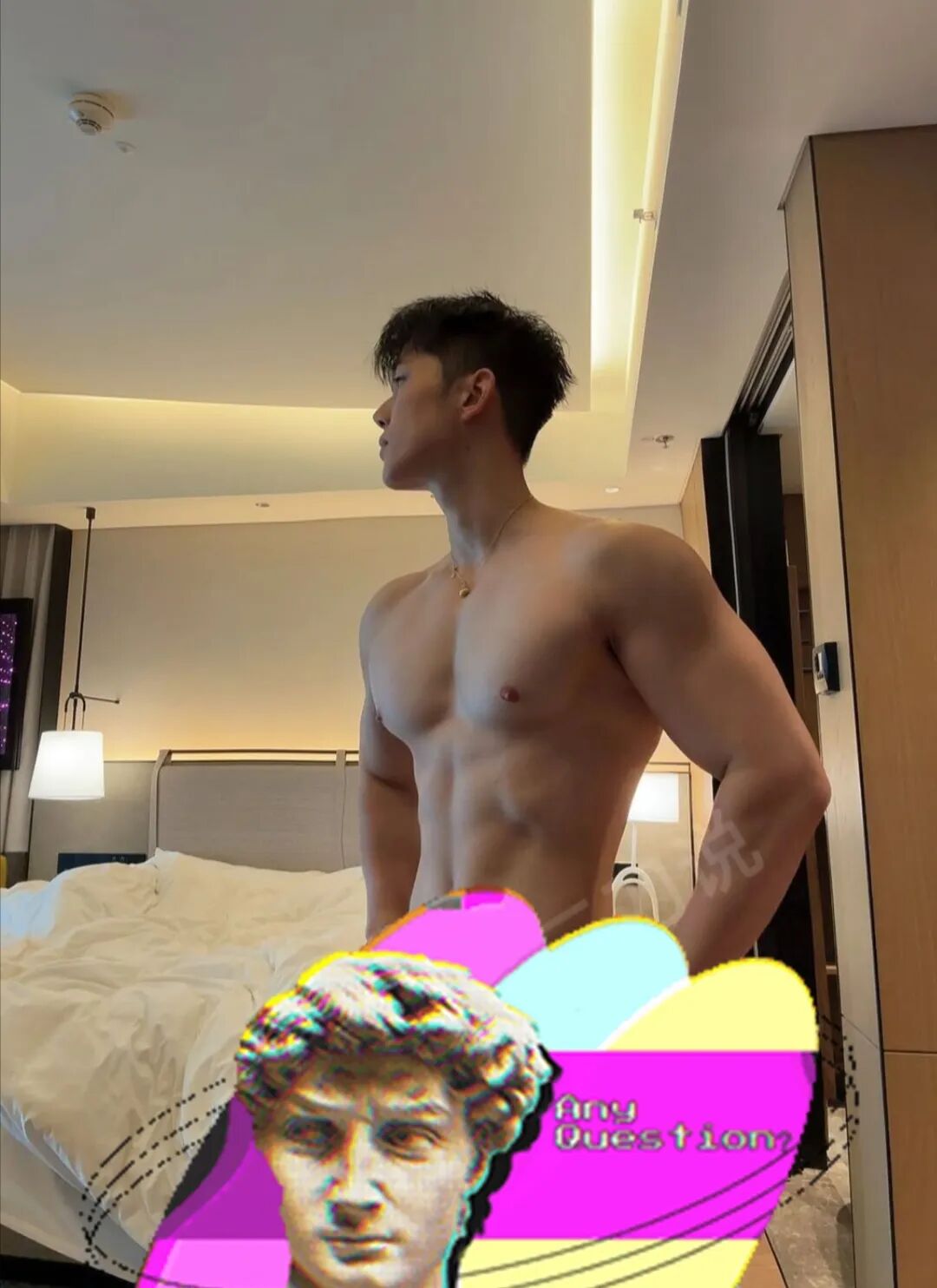 【11 月精选】杭州肌肉地陪帅哥拍照越发大胆，现已有男粉得吃....