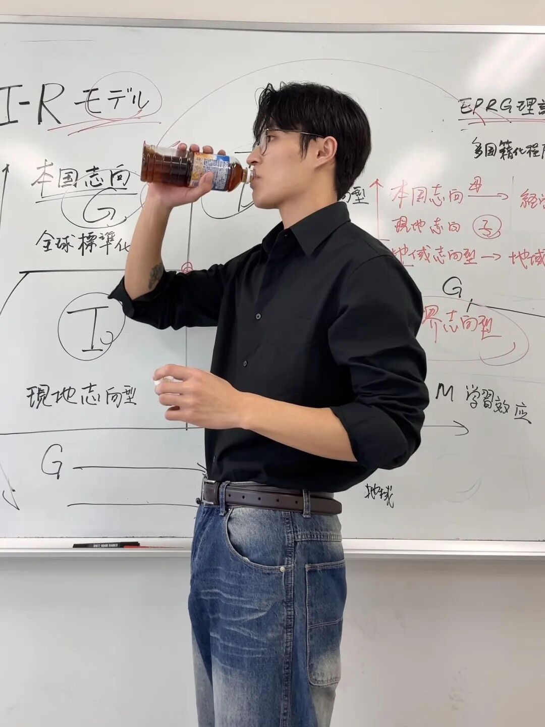 帅哥博士在日本找工作，找了一个月变成这样……