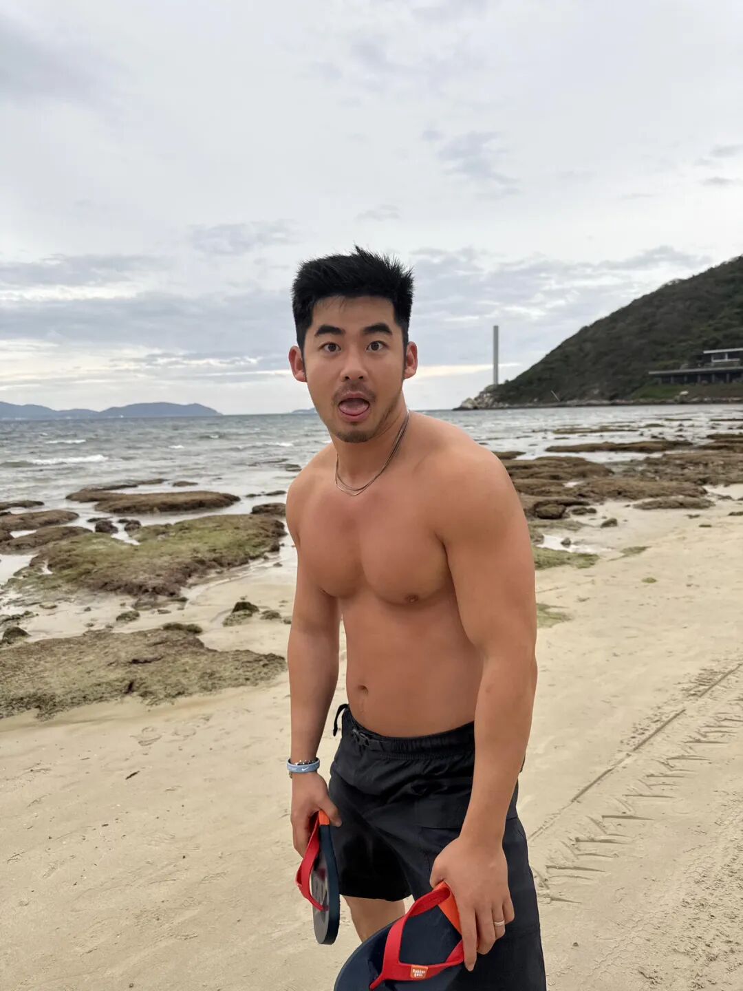 G 圈网红桥诘聖，他又咋了！怎么又到处刷屏？？？