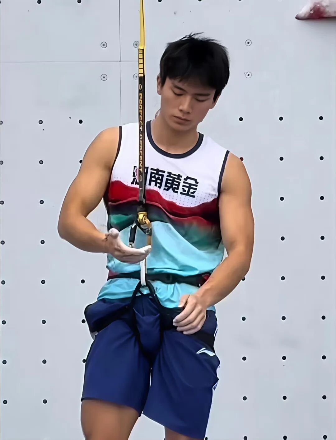 伍鹏全运会被勒出形状?他的巨龙实力太优秀啦!! 伍鹏全运会被勒出形状?他的巨龙实力太优秀啦!!