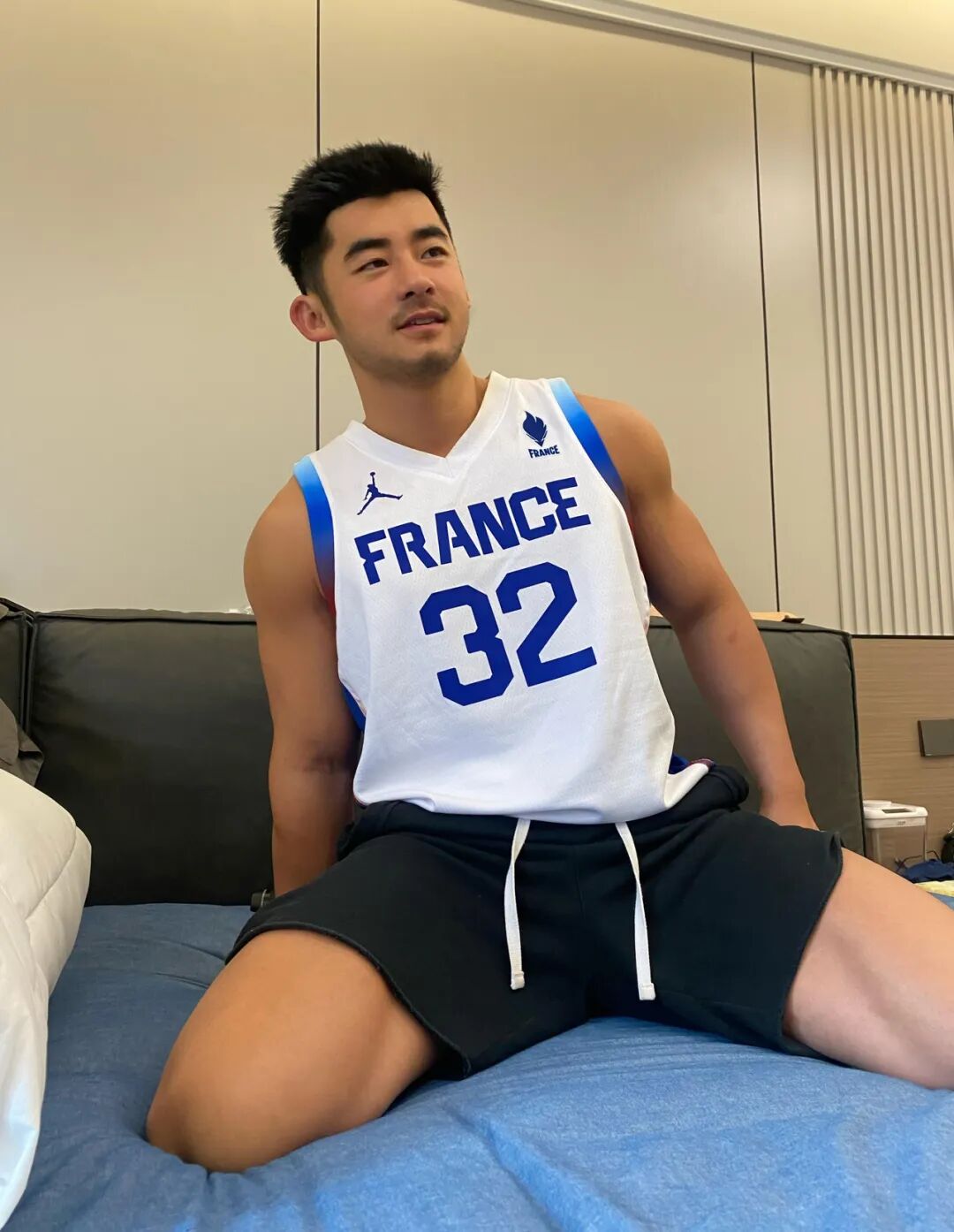 G 圈网红桥诘聖，他又咋了！怎么又到处刷屏？？？