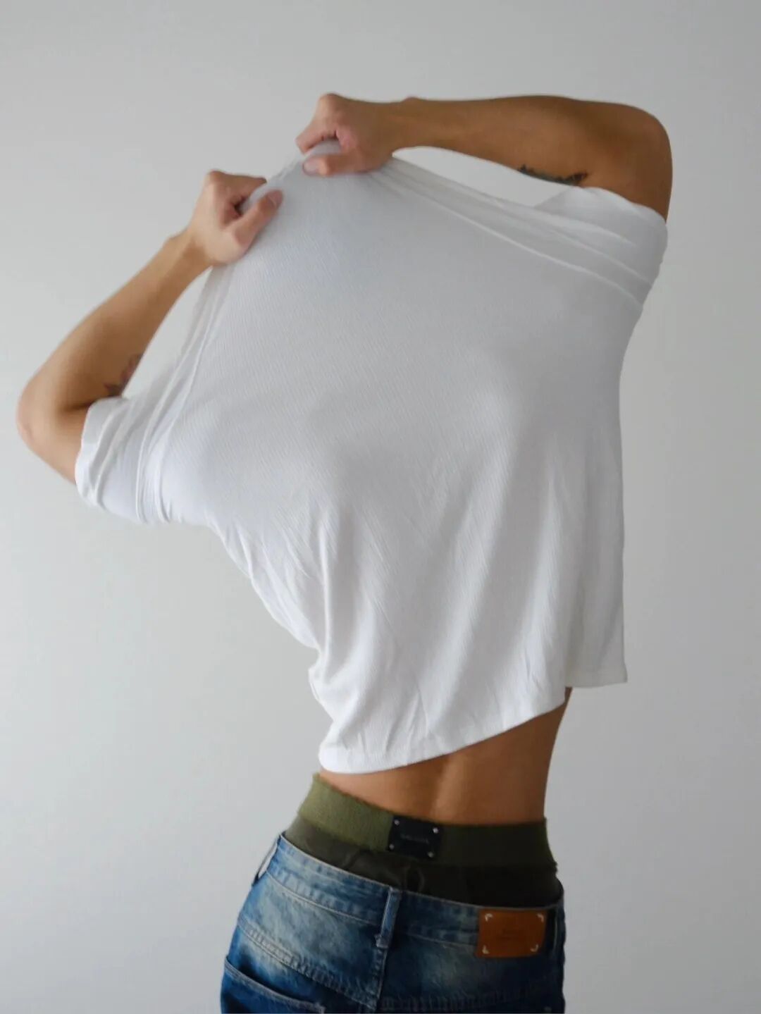 帅哥博士在日本找工作，找了一个月变成这样……