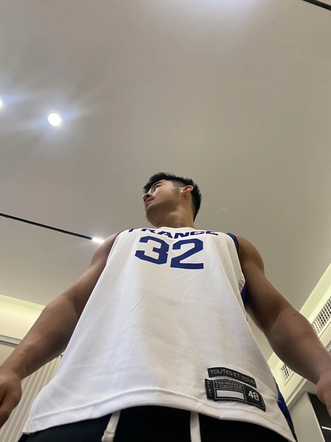 G 圈网红桥诘聖，他又咋了！怎么又到处刷屏？？？