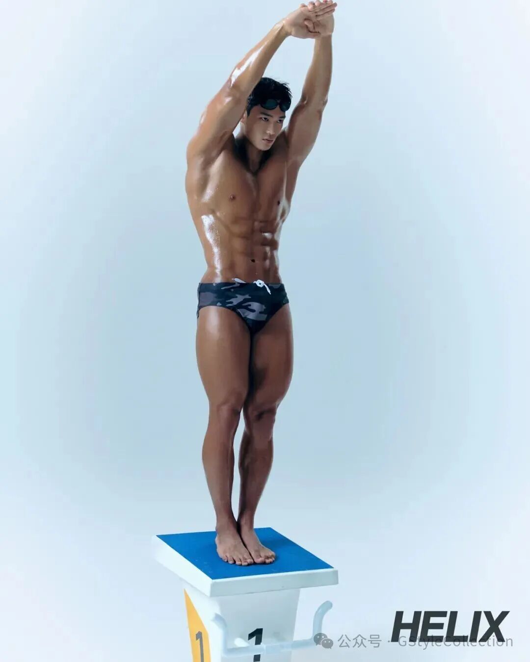 超级翘臀筋肉运动员 比基尼游泳比赛 混身水珠