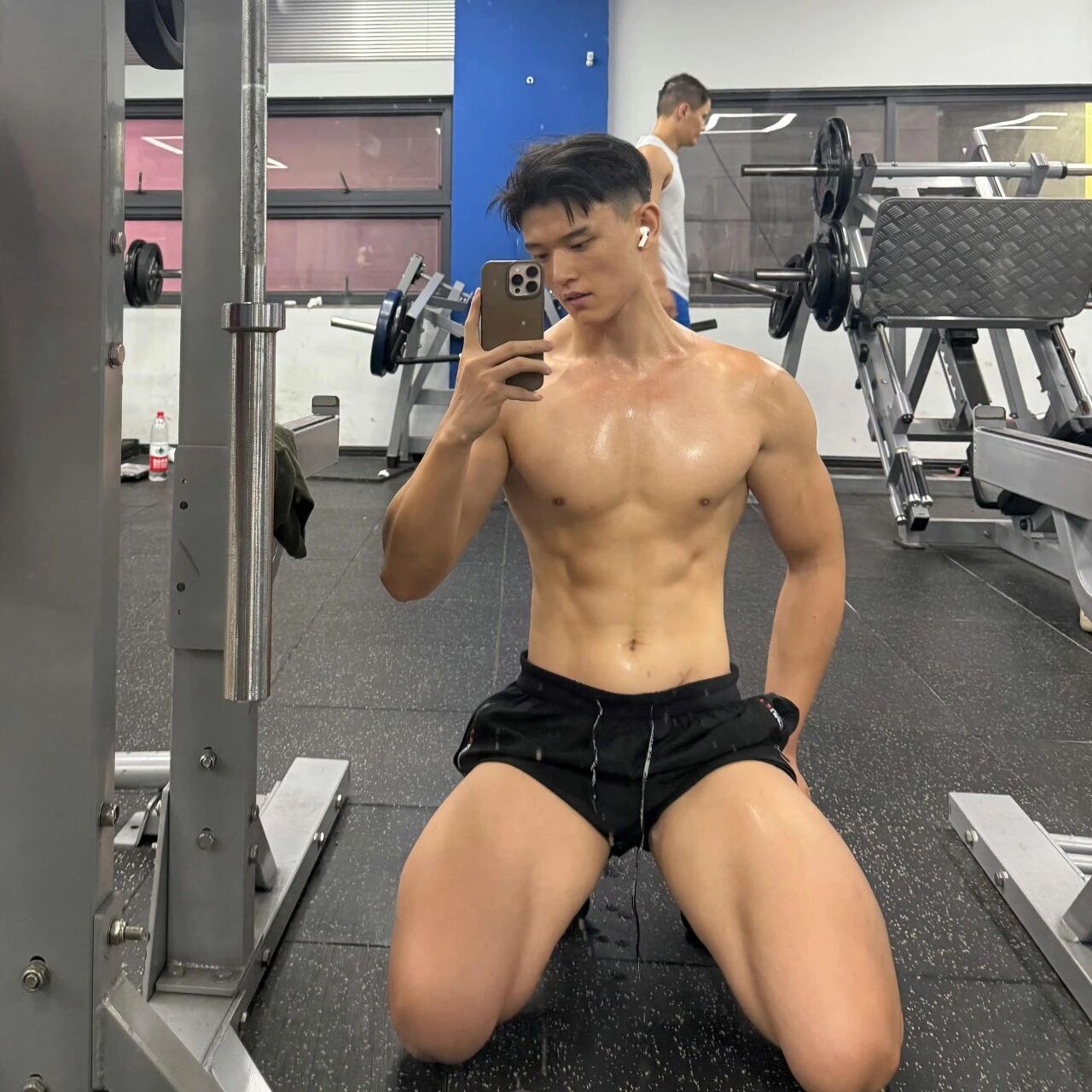 体育生小狗!半身图腾男菩萨!阳光体育生!黑皮帅哥洗澡竟然…… | 鉴定网络热门帅哥 体育生小狗!半身图腾男菩萨!阳光体育生!黑皮帅哥洗澡竟然…… | 鉴定网络热门帅哥