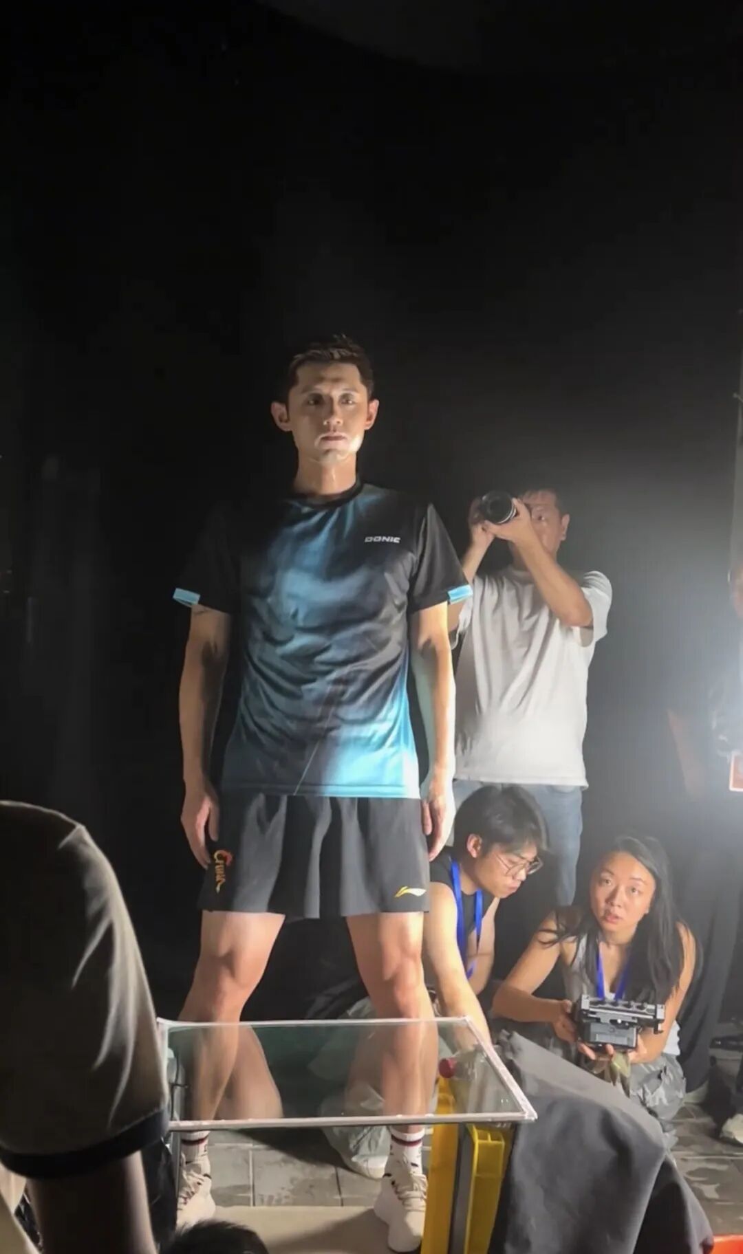 张继科拍写真视频被曝光，穿运动短裤实力依然强大！