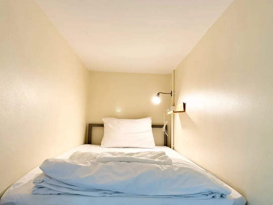 曼谷同乐青旅为何超级火爆?我们采访了背后的中国老板! 曼谷同乐青旅为何超级火爆?我们采访了背后的中国老板!