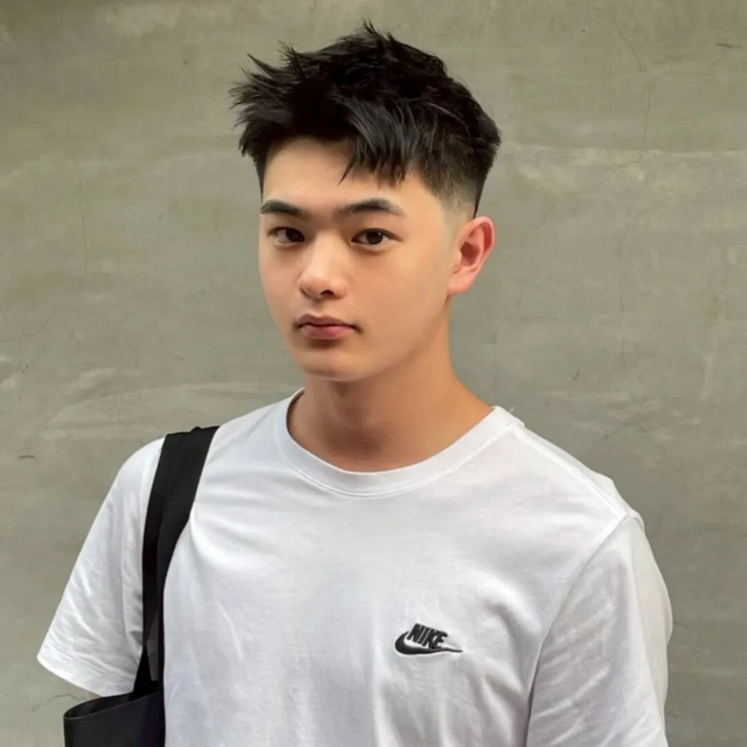 适合“头发粗硬”男生剪的 3 款发型，清爽干净，硬朗帅气！