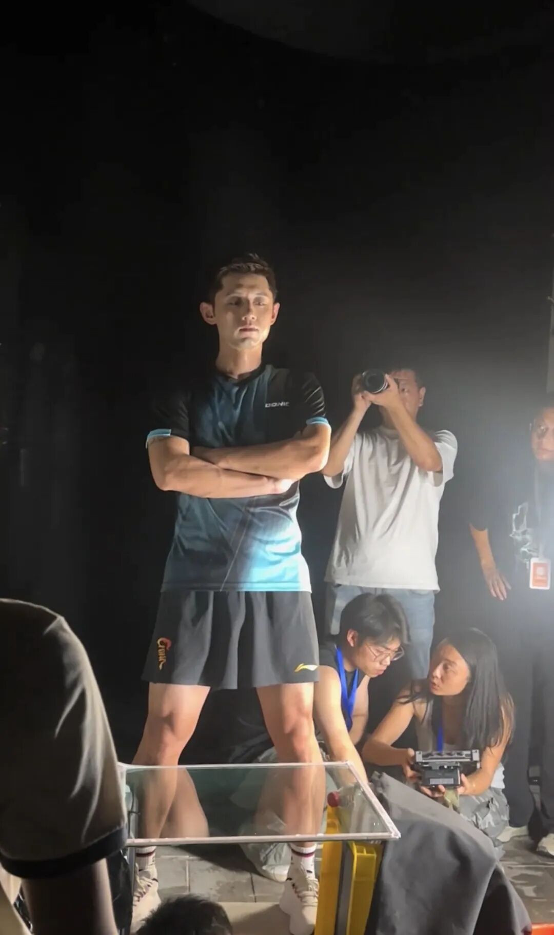 张继科拍写真视频被曝光，穿运动短裤实力依然强大！