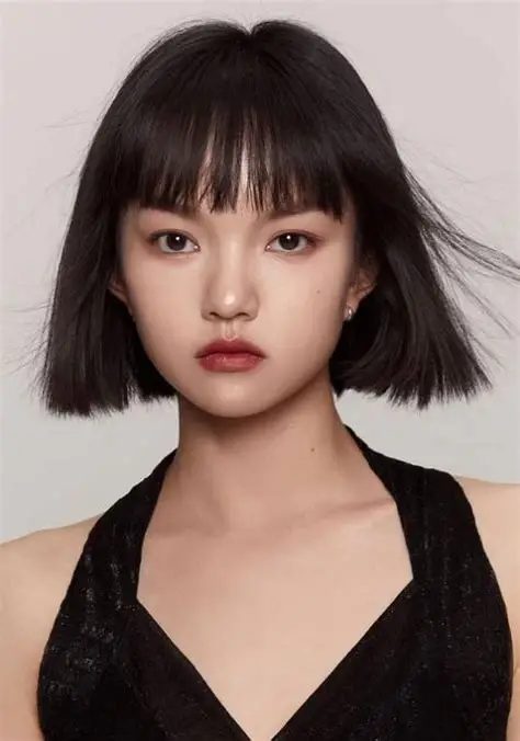 《刻在你心底的名字》男主陈昊森恋情曝光！与恋人深夜同返酒店，拦腰搂抱超亲昵，疑似因戏生情，两人为同家公司旗下艺人…