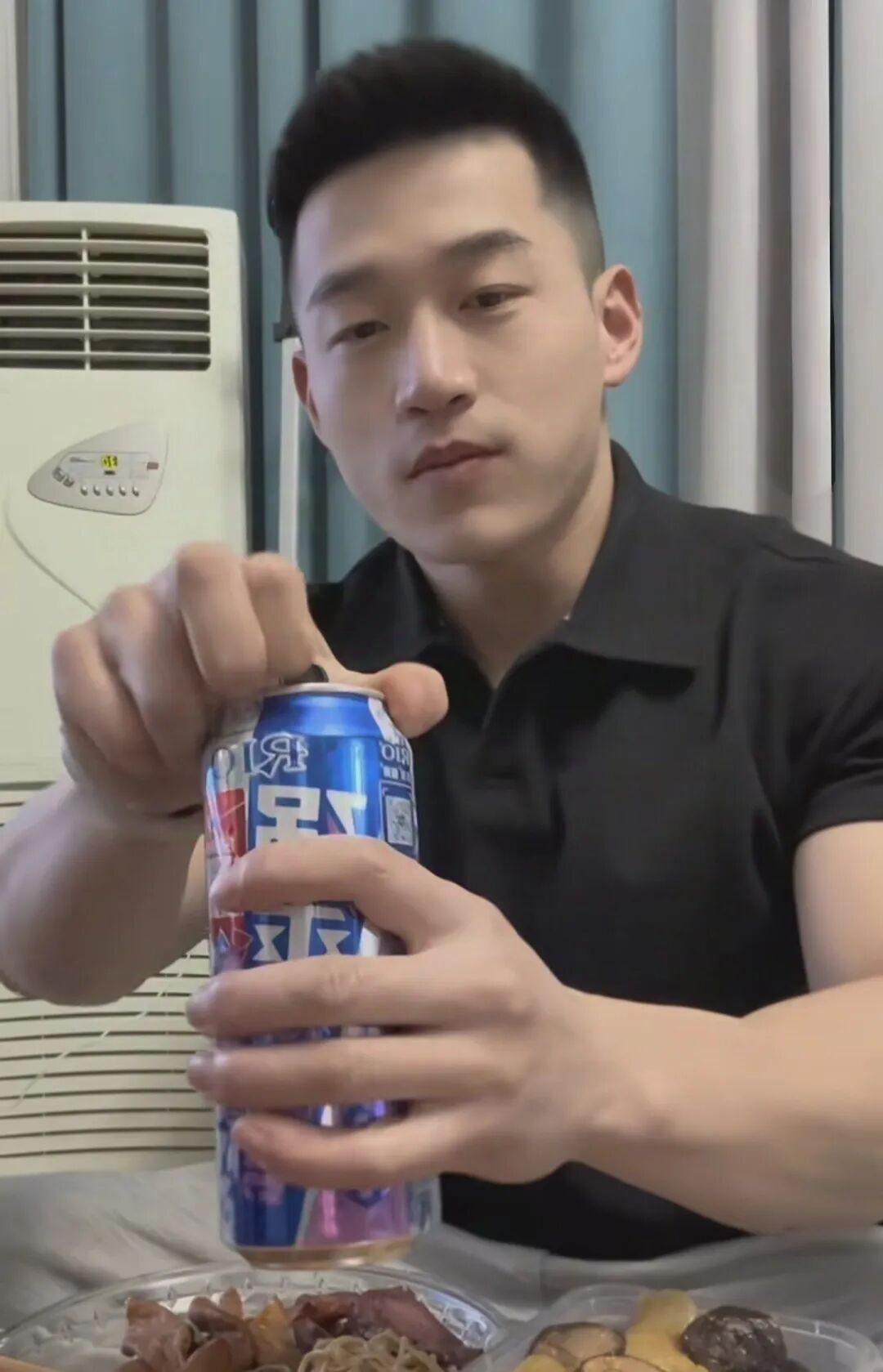 “土象天菜”上线！陕西肌肉直男圈粉通讯录，太上头了吧~