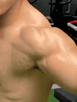 00 后体育生被采访了，视频你们觉得好看吗？