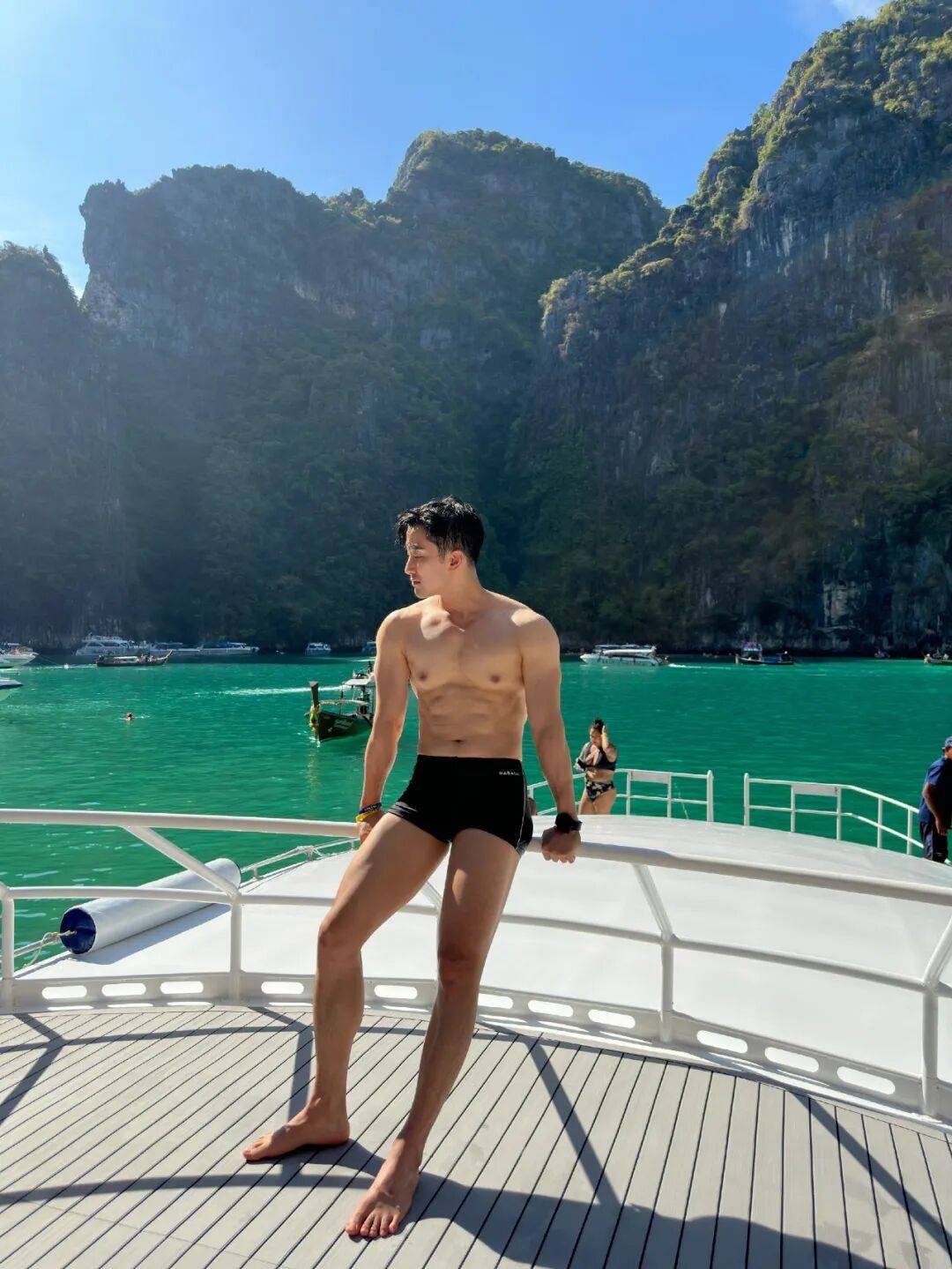 43 岁的上海一姐张弦长这样，你敢信？！