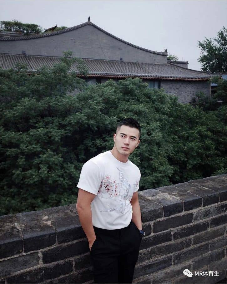 西安肌肉网红一哥，这颜值肌肉太可了-潮男潮北