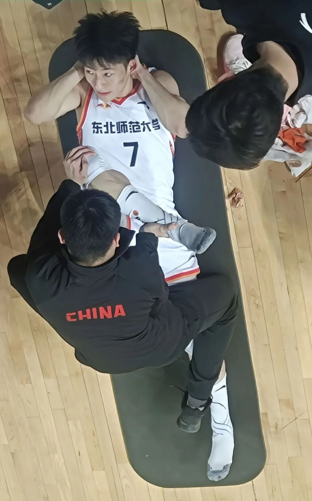 声音太 man？东北师大 19 岁篮球小哥被采访了！网友想叫爸爸！