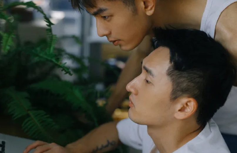 圈内知名网红情侣小吴与枫哥官宣分手！