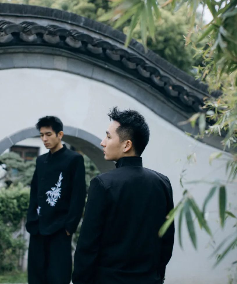 圈内知名网红情侣小吴与枫哥官宣分手！