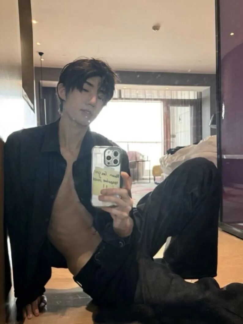 194cm 新疆体育生男高，这颜值和身材都好可！