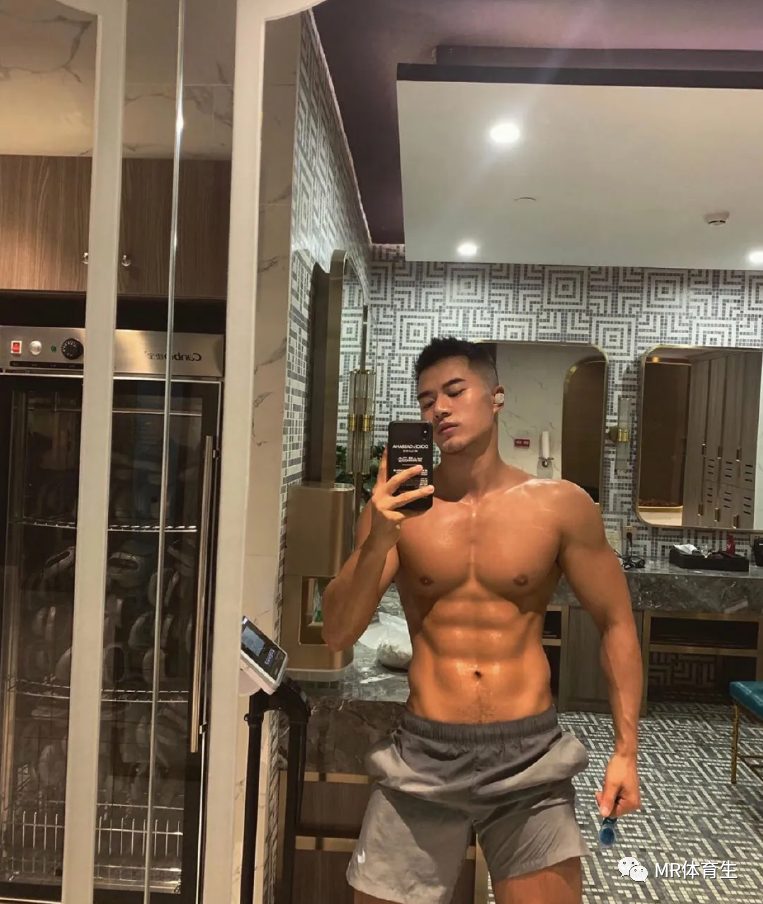 西安肌肉网红一哥,这颜值肌肉太可了 西安肌肉网红一哥,这颜值肌肉太可了