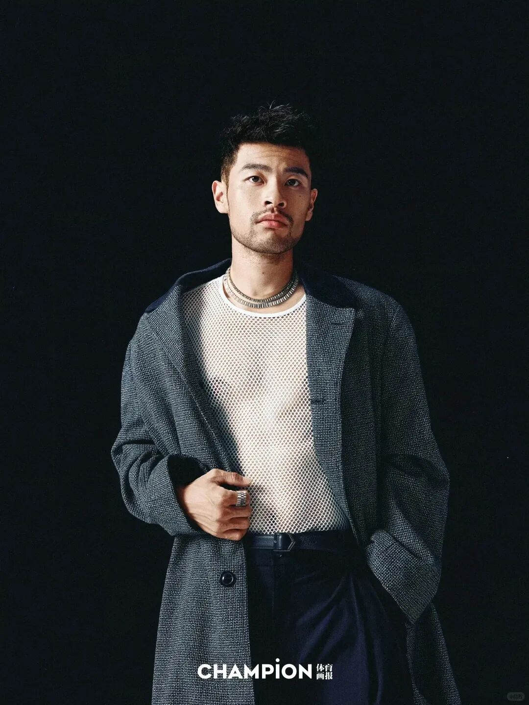 2026 冬奥会 185CM 黑龙江滑冰运动员宁忠岩得冠！自拍太上头。