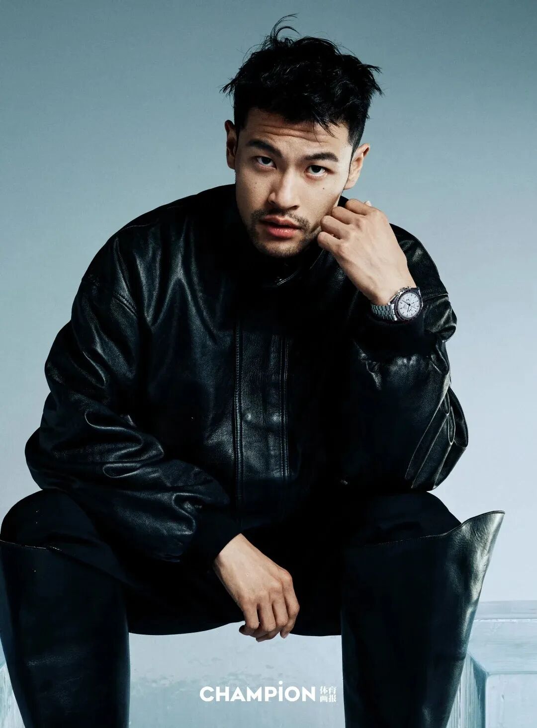 2026 冬奥会 185CM 黑龙江滑冰运动员宁忠岩得冠！自拍太上头。