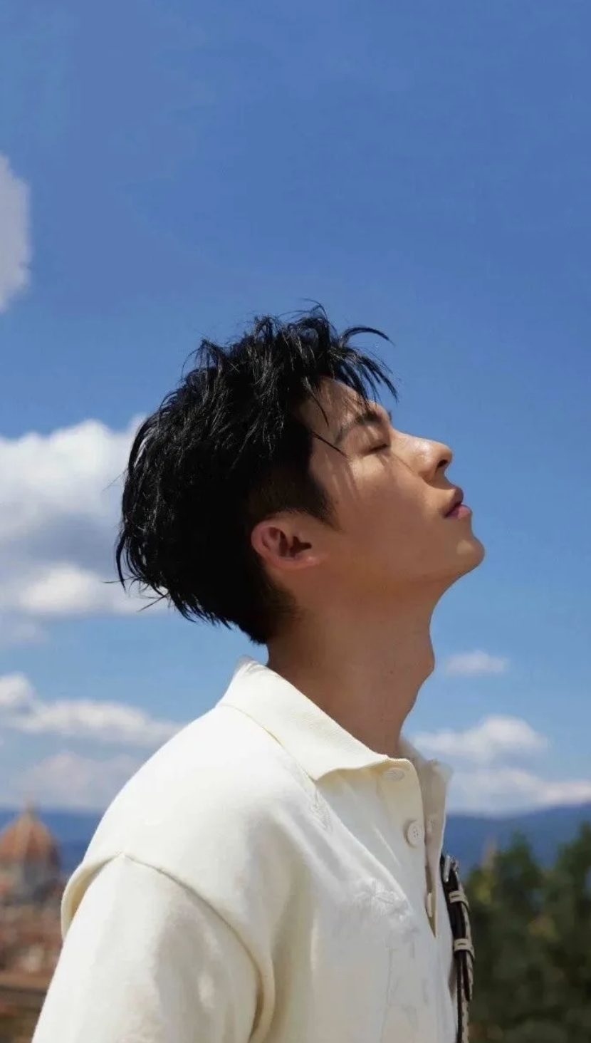 许光汉被采访自曝只穿内裤睡觉？网友直呼太敢做敢说呀？