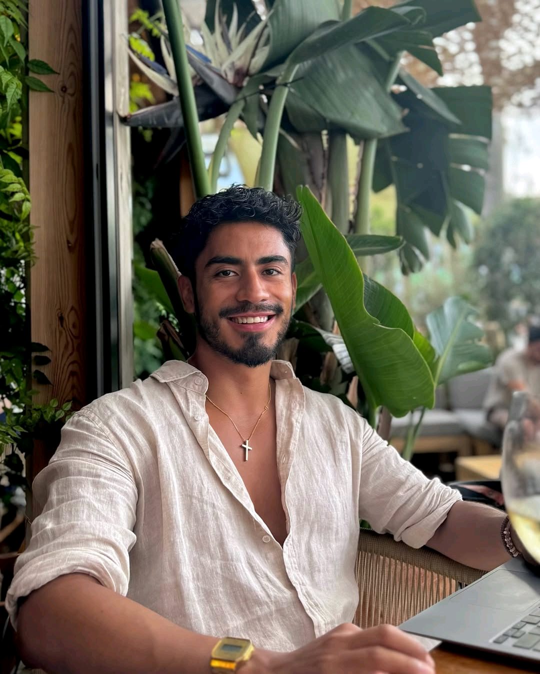 开播即炸裂!男主威廉节目中遇到前任,推特视频被网友抓包…… 开播即炸裂!男主威廉节目中遇到前任,推特视频被网友抓包……