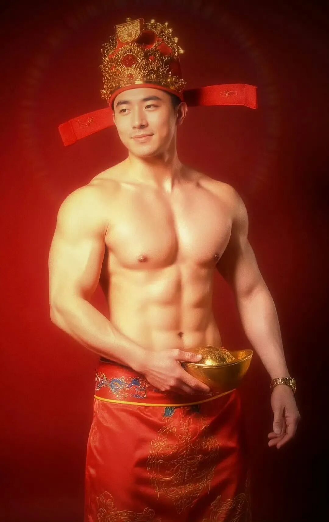 肌肉财神爷组团发福利!今年压岁钱我不要红包要这组男菩萨! 肌肉财神爷组团发福利!今年压岁钱我不要红包要这组男菩萨!