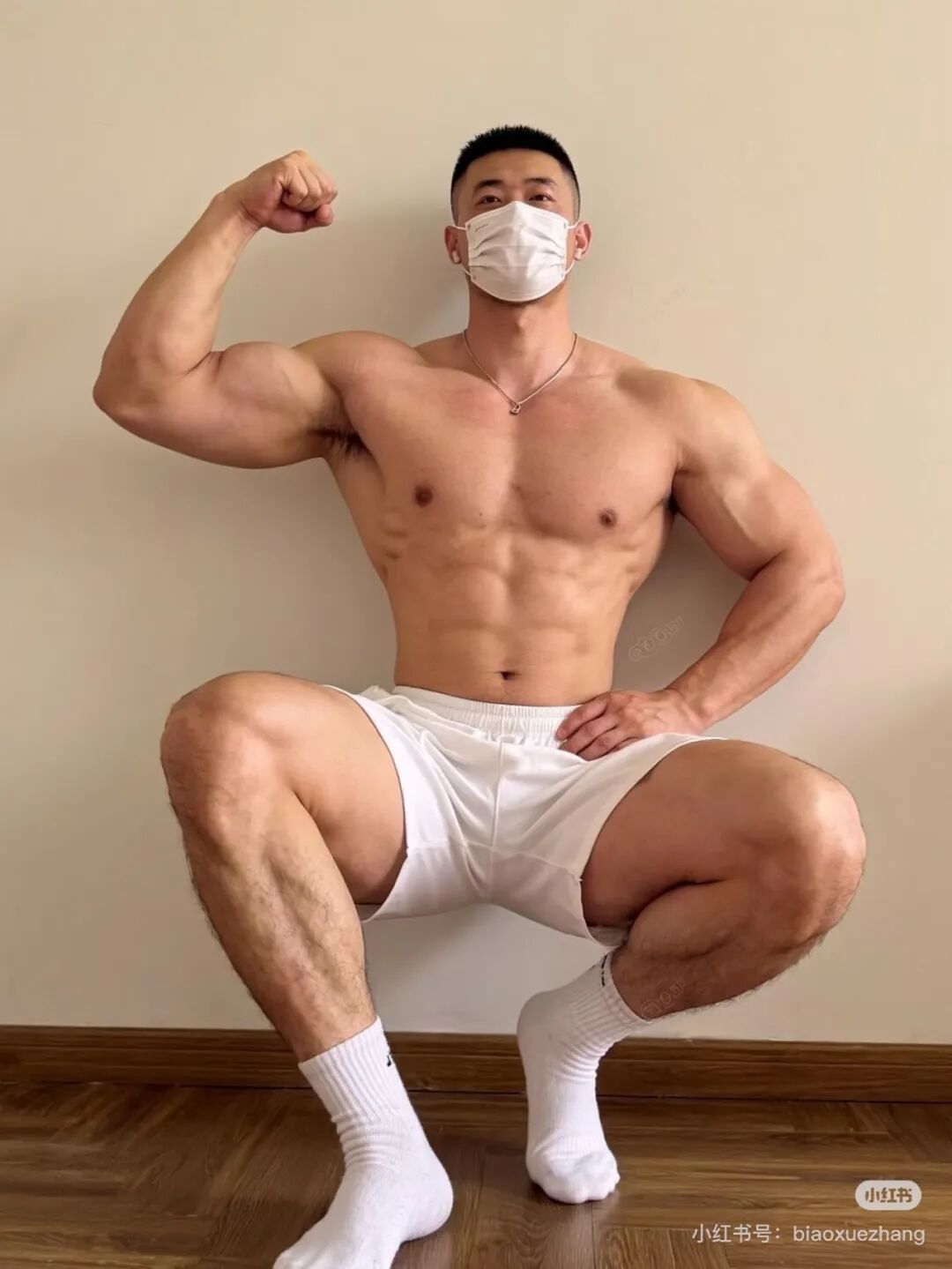 寸头胡子粗臂大胸肌 豪放筋肉猛男大维度视频写真集 寸头胡子粗臂大胸肌 豪放筋肉猛男大维度视频写真集