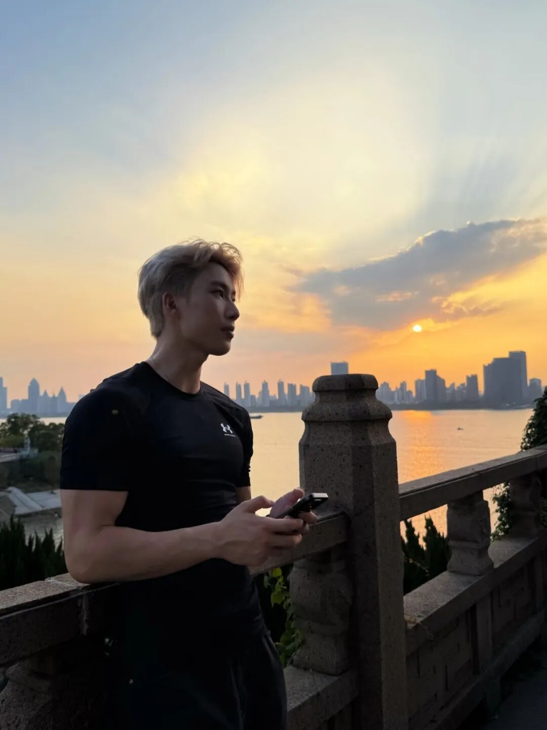 187 单眼皮肌肉猛男少爷!健硕肌肉网友馋的直流口水.... 187 单眼皮肌肉猛男少爷!健硕肌肉网友馋的直流口水....