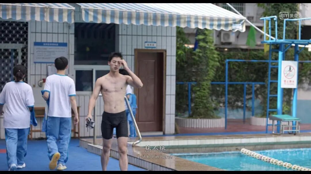 许光汉被采访自曝只穿内裤睡觉？网友直呼太敢做敢说呀？