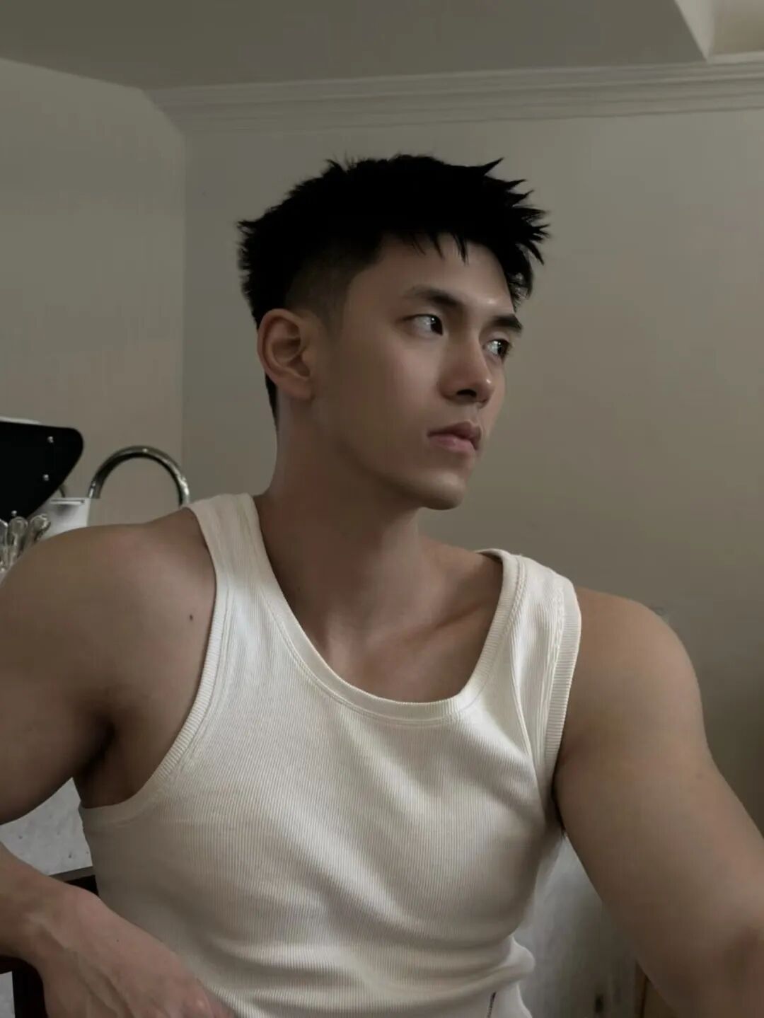 190 公分健身博主，从寸头到美式前刺，这变化太大了