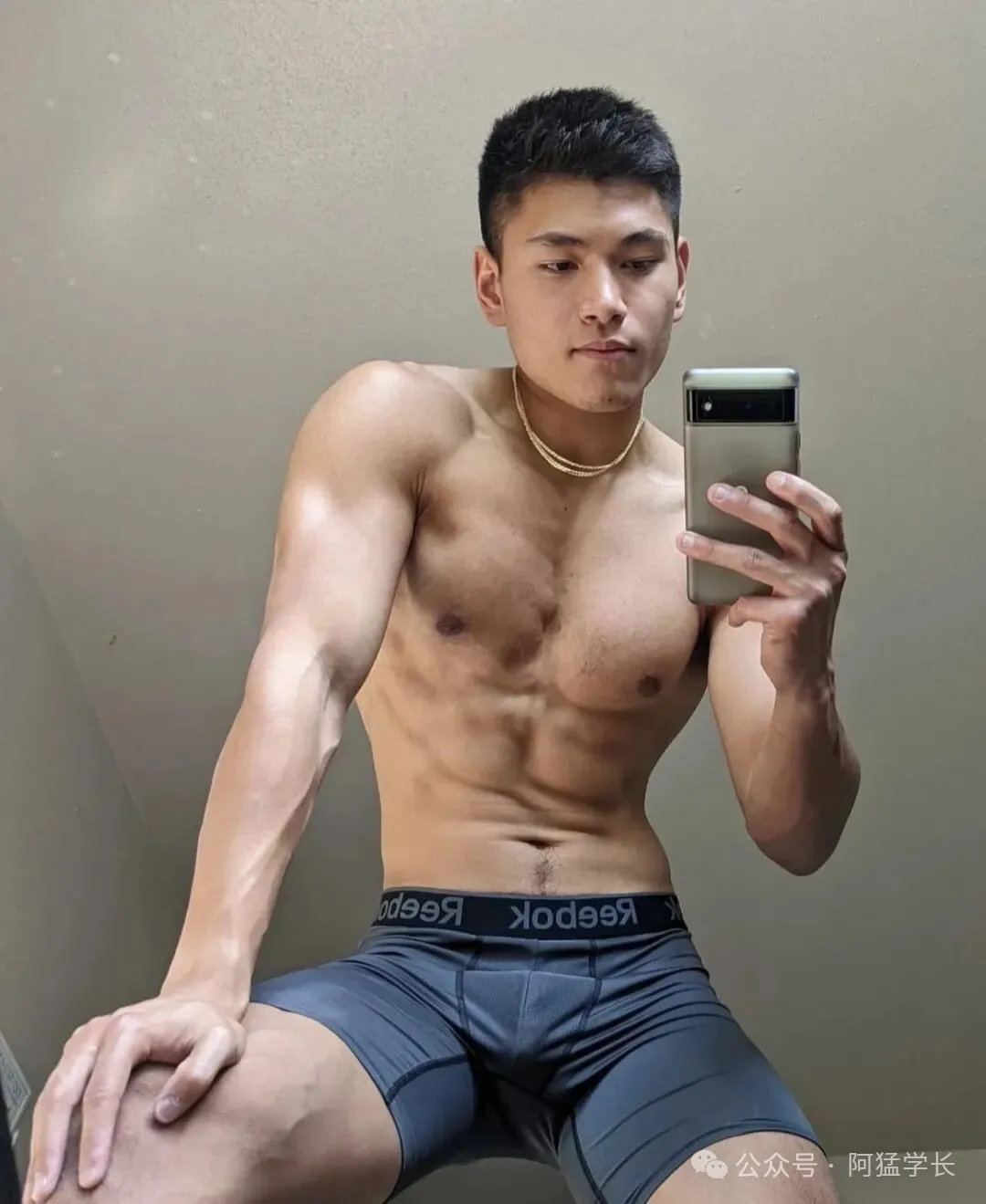 图片[8]-这个推特32W粉的亚裔博主！简直迷倒众生~-潮男潮北-潮男潮北