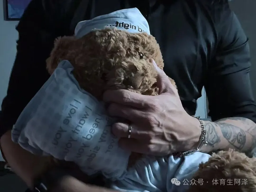 【2月精选】脂包肌卷毛猛男大尺度写真！翘臀腹肌19禁...-潮男潮北